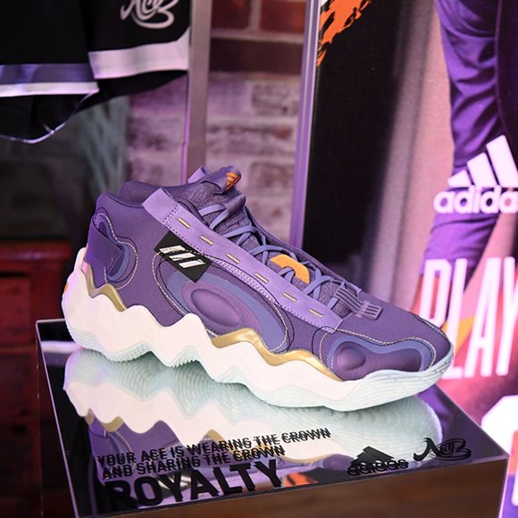 ADIDAS EXHIBIT B C PARKER MID B-BALL SHOE - Picture 1 of 5